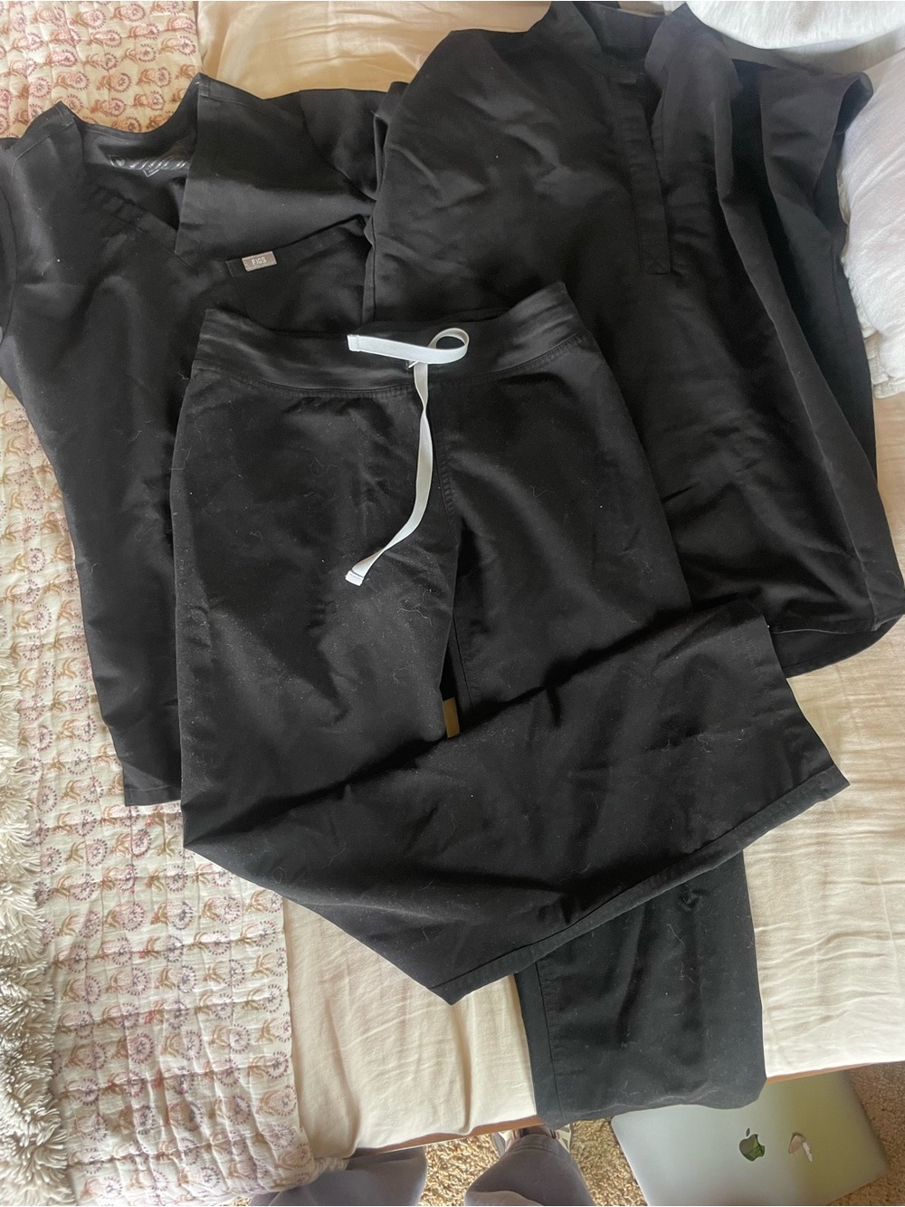 Black Three-Piece figs Scrub Set livingston, rafaela, catarina